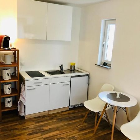 Top Renoviertes Apartement In Bester Lage Von Homburg- 5 Fussminuten Zur Uniklinik Homburg  Exterior photo